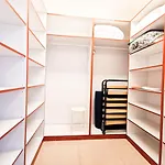 Quiet & Comfy Studio